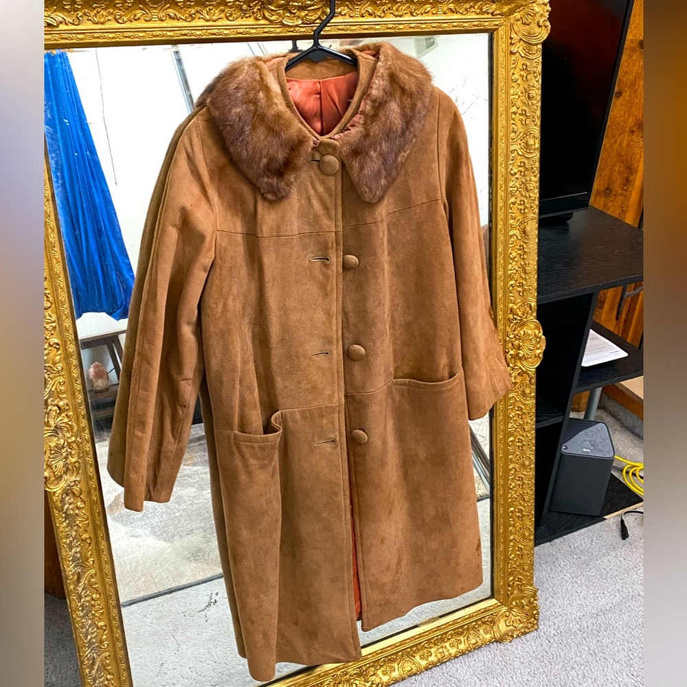 VINTAGE 1960s suede fur coat
